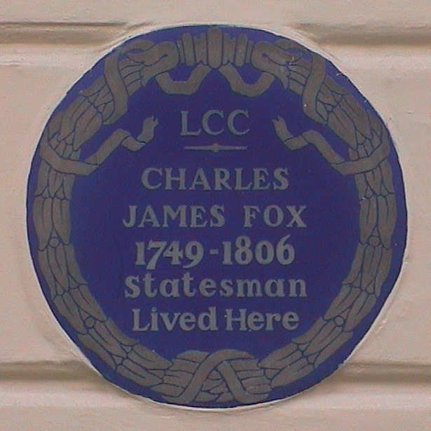 Charles Fox - W1 : London Remembers, Aiming to capture all memorials in