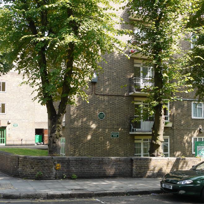 A. A. Milne NW6 London Remembers, Aiming to capture all memorials