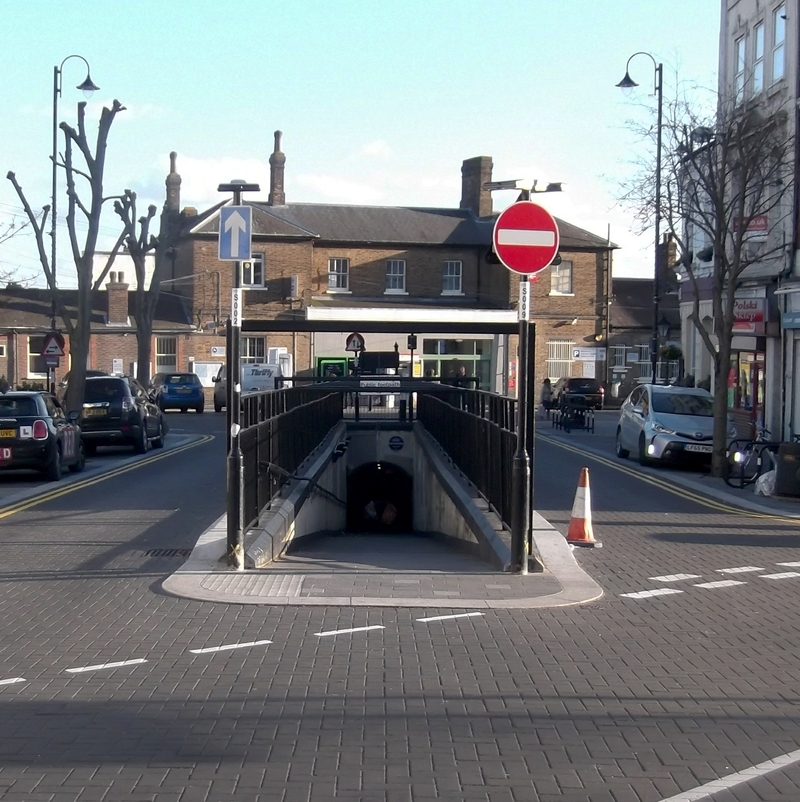 Norwood Junction subway Station Road London Remembers, Aiming to
