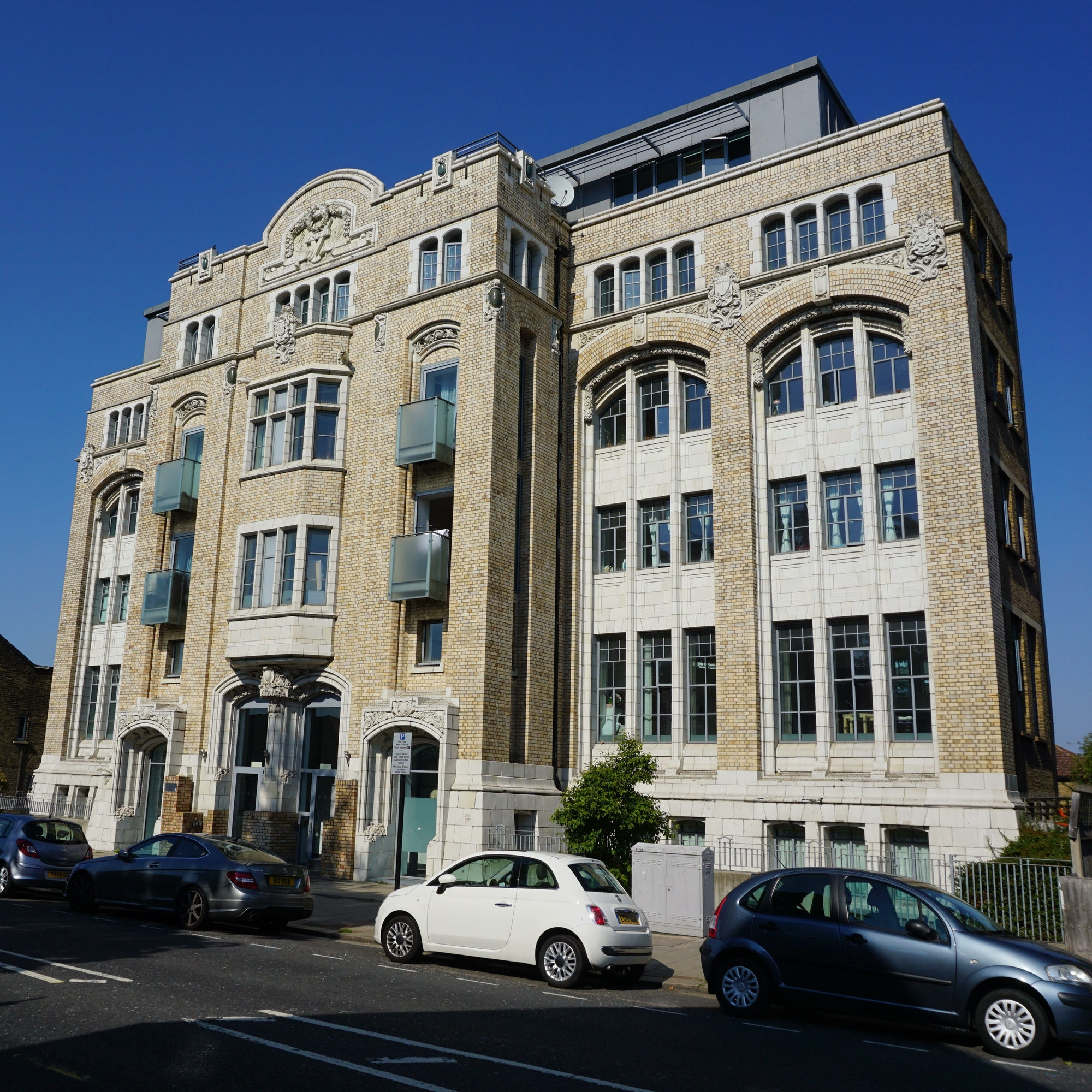 Red Triangle Club Plaistow