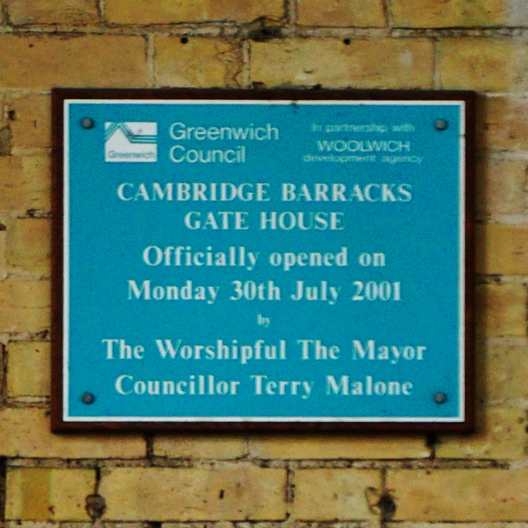 Cambridge Barracks gate house
