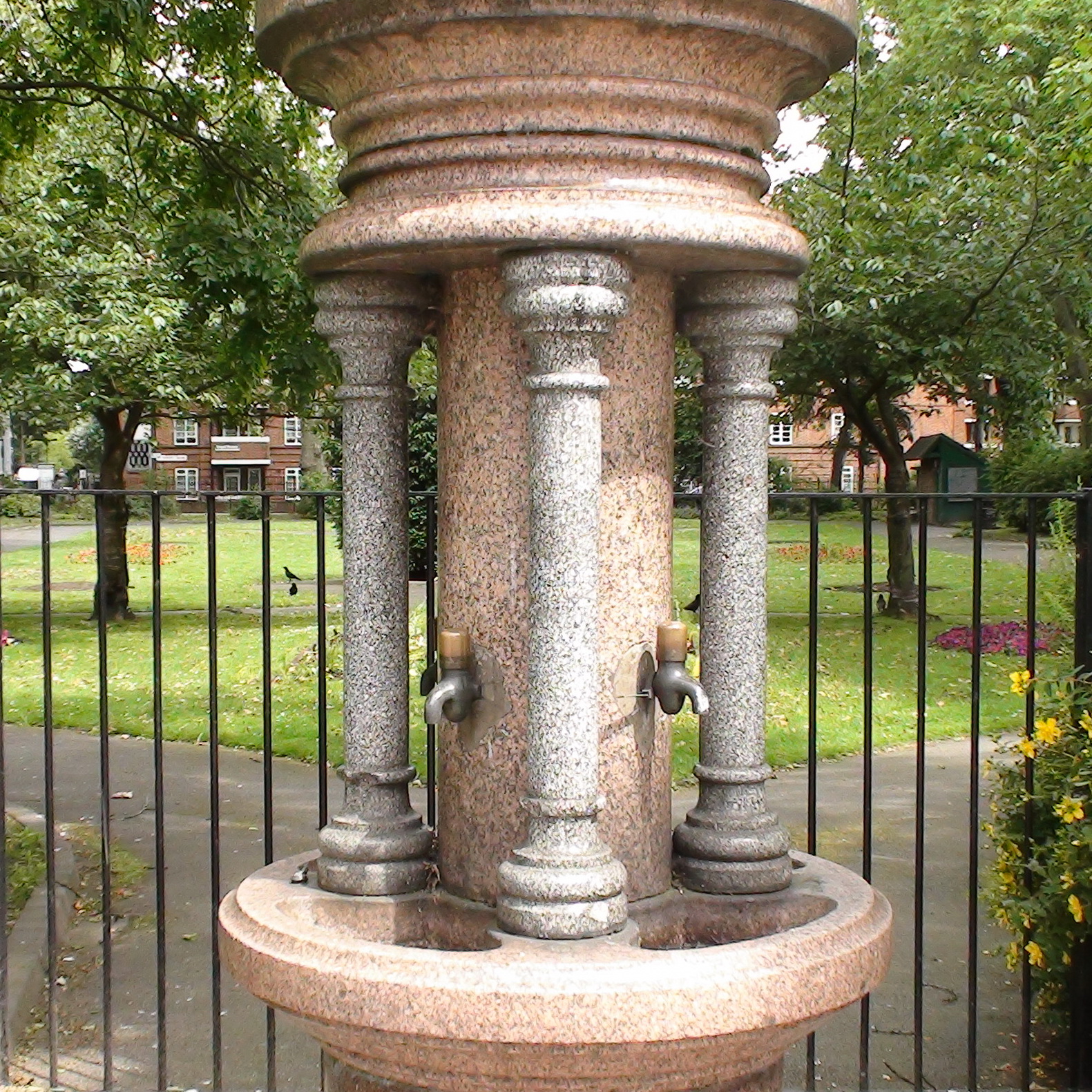 The Nelsons' drinking fountain London Remembers, Aiming to capture all memorials in London