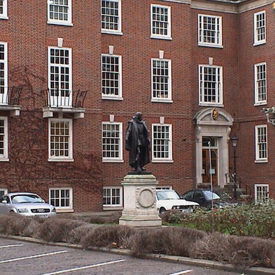 Francis Bacon statue