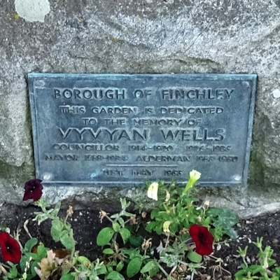 Vyvyan Wells