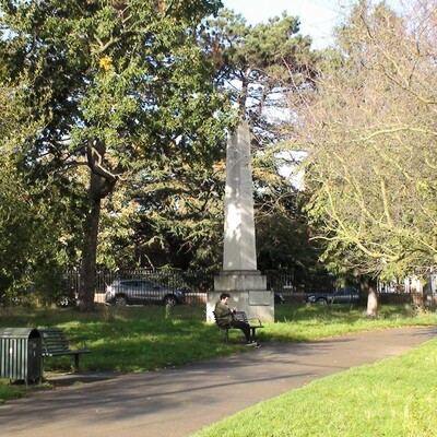 Radcliffe obelisk