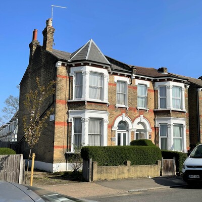 22 St Andrew's Grove