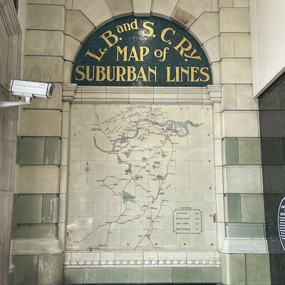 Ceramic map of rail lines - Suburban