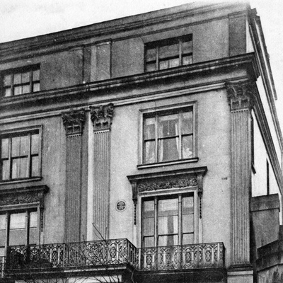 Robert Browning - W2 plaque