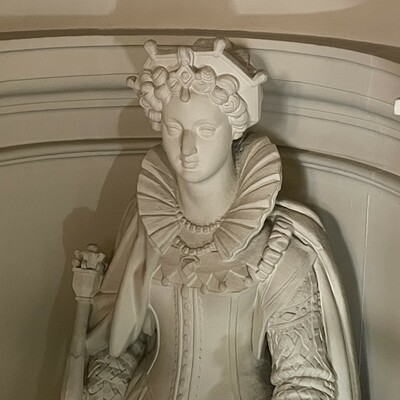 Queen Elizabeth I - Royal Exchange